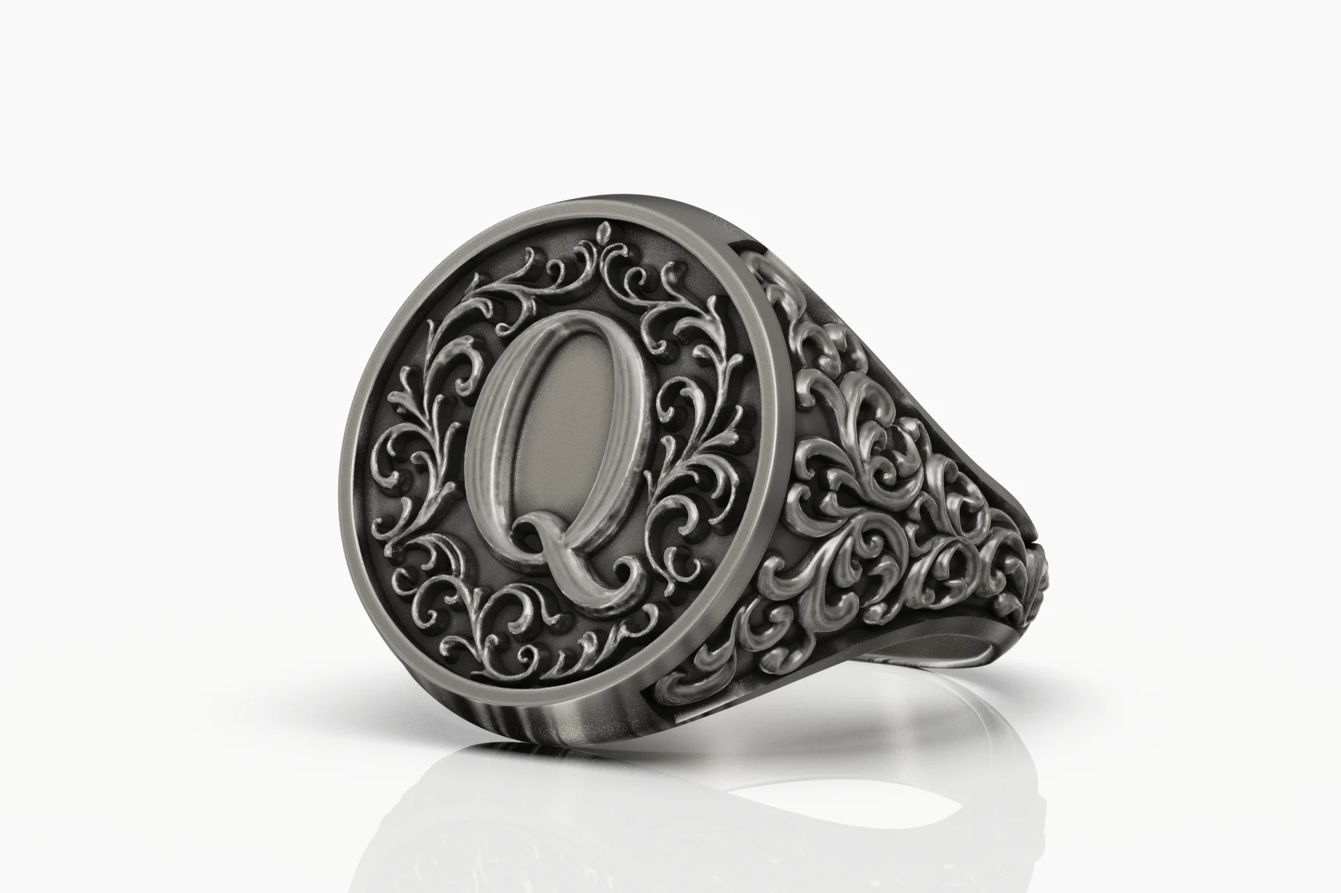 Ornate Scrollwork Letter Q Initial Signet Ring — view 7