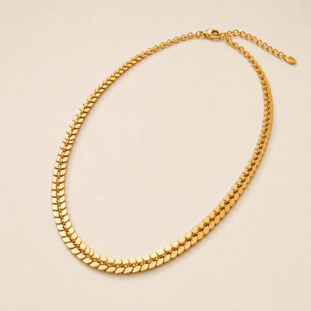 Sequin Flow Gold Chain Necklace | Luxury Jewelry Design — view 5