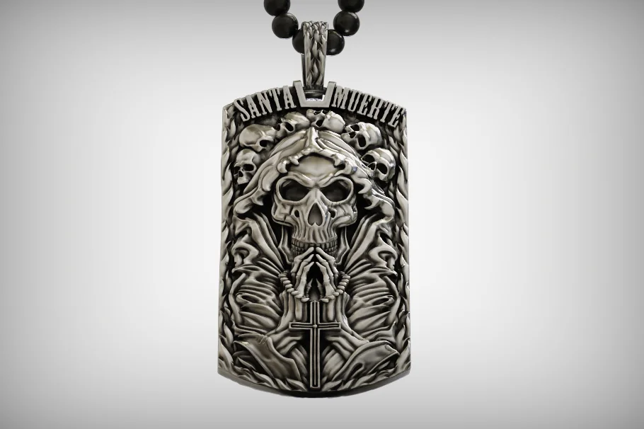Santa Muerte Skull Relief Dog Tag Pendant — view 4