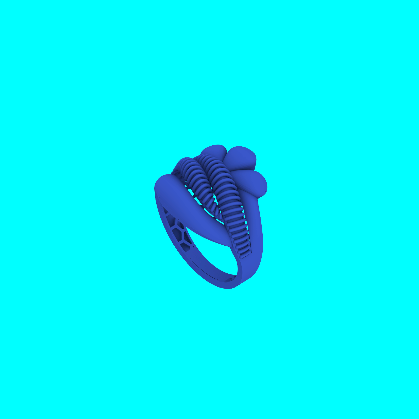 Clover Heart Split Shank Ring with Ribbed Oval — view 5