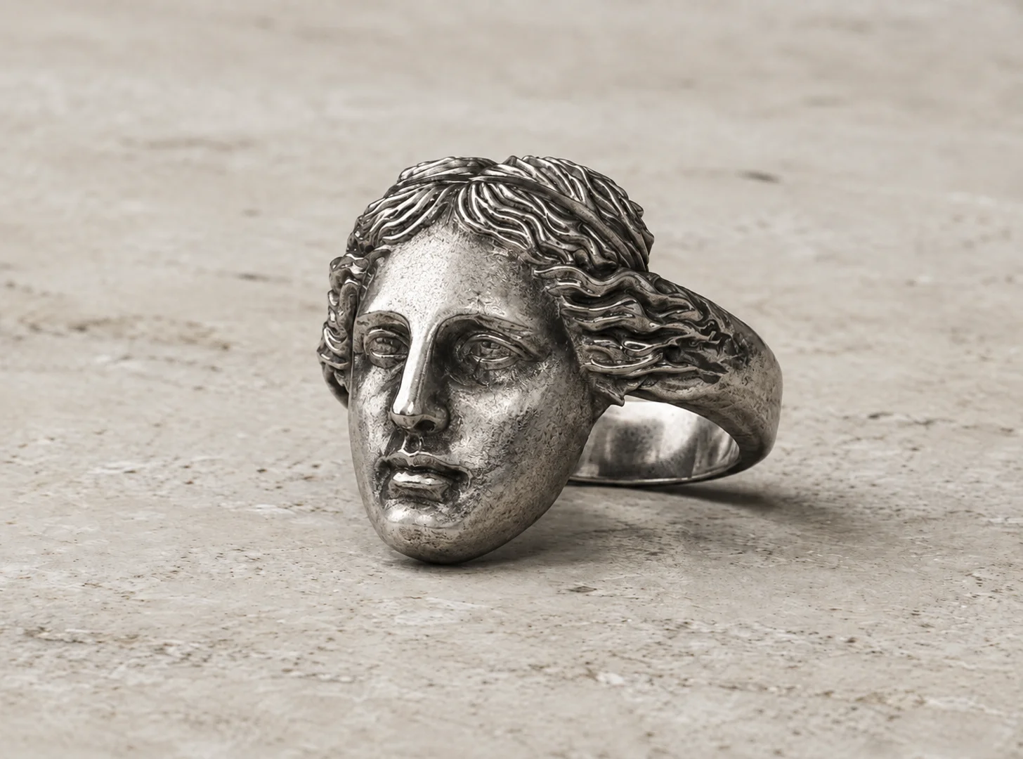 Venus de Milo Sculptural Portrait Ring